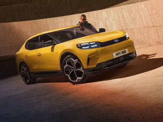 Uusi täyssähköinen Ford Capri®