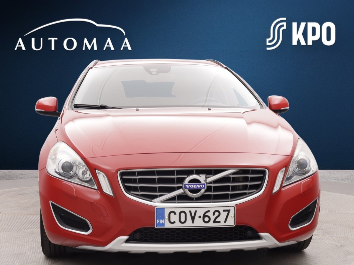 Volvo V60 T4F Momentum aut 2012, kuva 6/36