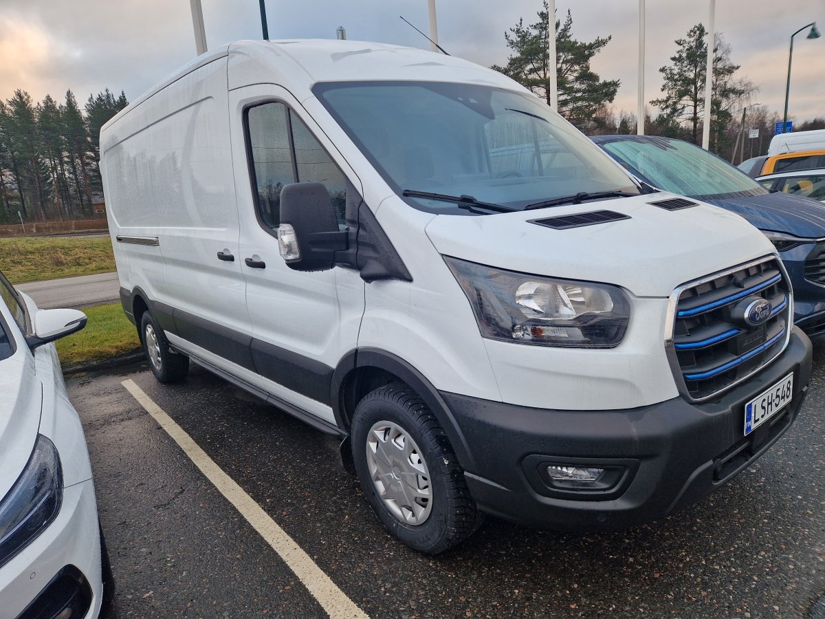Ford Transit 2024, kuva 2/6